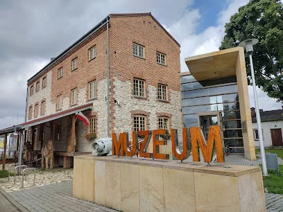 Muzeum Dawnych Rzemiosł – Stary Młyn w Żarkach